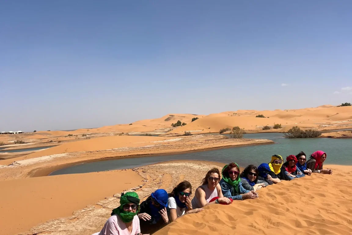 6-Day Luxury Desert Tour 6-Day Luxury Desert Tour